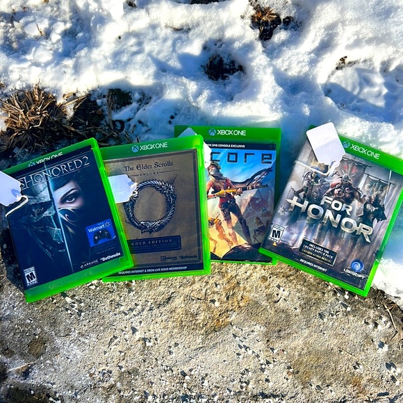 XBOX ONE GAME SET OF 4